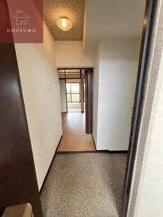 ビューハイム茶の木【3階】の玄関