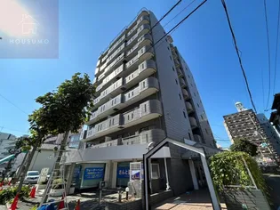 ドムスサガラの画像