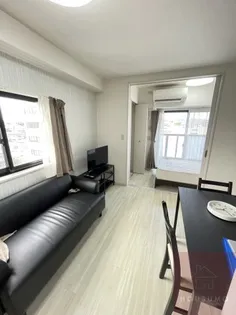 Fortuney江坂Ⅱ【3階】の居間