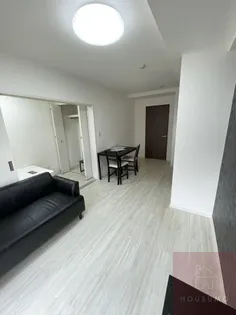 Fortuney江坂Ⅱ【7階】の居間