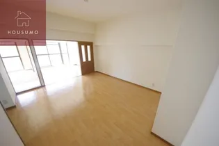 ニュープリーメル【812号室】の居間