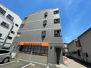 エスパシオ・アローネ鶴見【3階】の外観