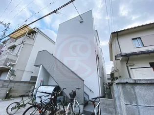 ディオーナ コサカの画像