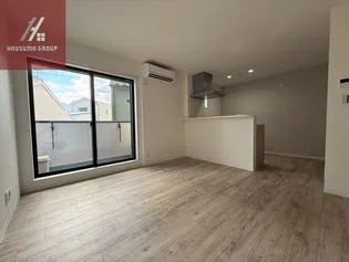 ラフィーネ放出【1階】の居間