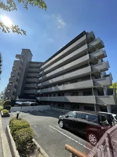 プランドール桃山【7階】の外観