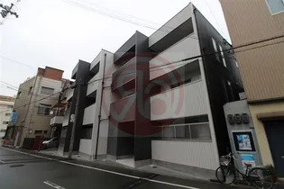 エスカレード【2階】の外観