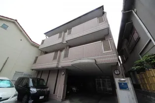 アリシュア【2階】の外観