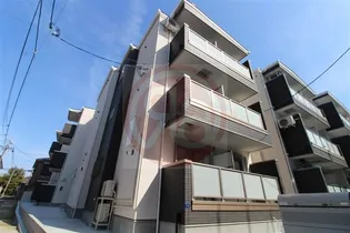 F ASECIA VAGUEの画像