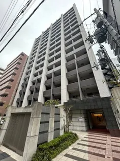 プラウドフラット新大阪【3階】の外観