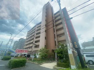 ファミーユの画像