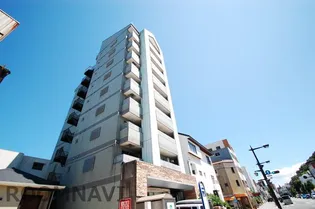 ロワイヤル徳島【5階】の外観