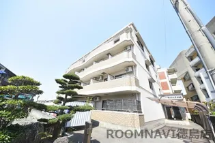 モルシェラ弐番館【2階】の外観