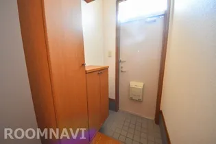 ルシェルブル—【2階】の玄関