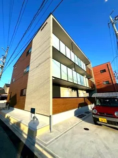 アイナ ルアナ ウル【1階】の外観