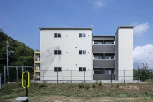 Lien城内【3階】の外観