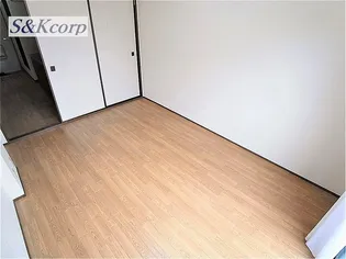 コスモハイツ高尾【2階】の居間