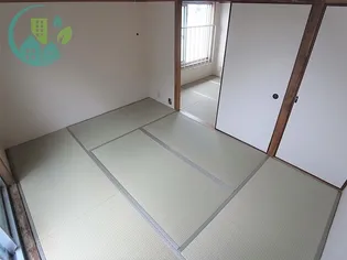 第一坂田ビル【4階】の居間