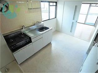 ル・パレ西灘【5階】のキッチン