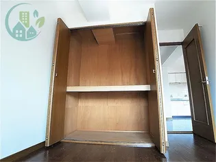 山根ビル【3階】の内装