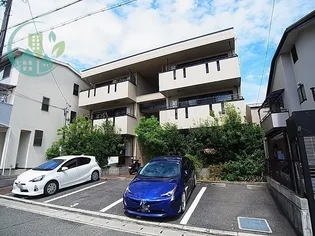 シャルマン岩屋【1階】の外観