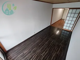 大和テラス【1階】の居間