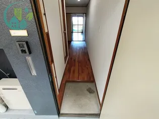 大和テラス【1階】の玄関