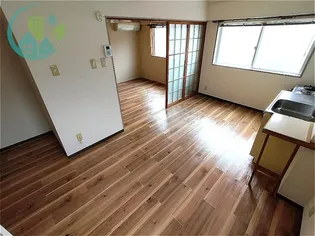 スリールJR摩耶【2階】の寝室