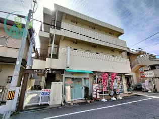 ロイヤル住吉【1階】の外観