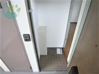 ダイドーメゾン御影VI【4階】の玄関