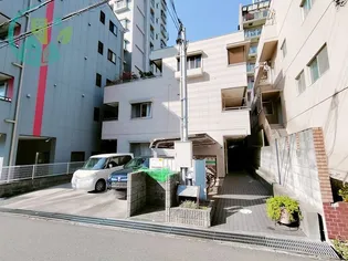 メリーメゾン【2階】の外観