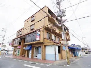 依岡ビル【3階】の外観