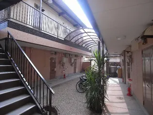 奈良県天理市杣之内町【アパート】の外観