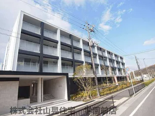 奈良県生駒市鹿畑町【マンション】の外観