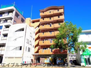 グランドゥール稲川【1階】の外観