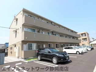 ペルソーナ【1階】の外観