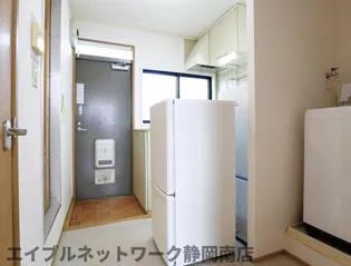 スカイハイム【2階】の居間