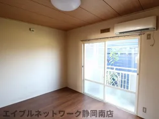 モンテベッロ【103号室】の内装