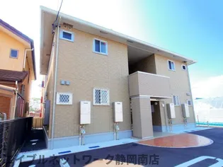 エルシャンブル【2階】の外観