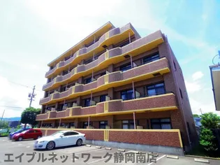 グランドスクエア【1階】の外観