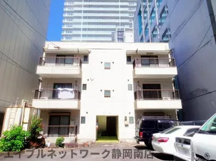 クローバーハイム【202号室】の外観