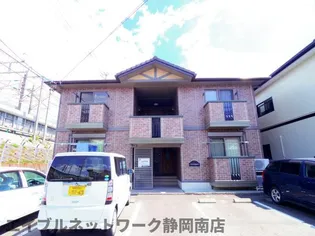 パストラル5【2階】の外観