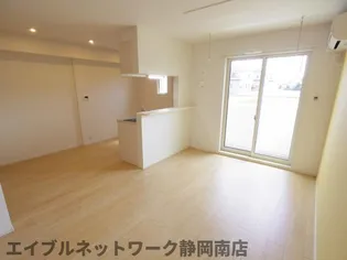 パストラルS【103号室】の居間