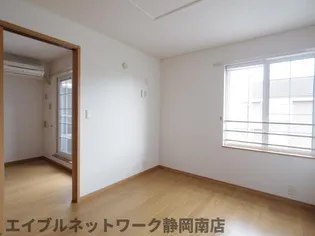 グラングリューⅠ【2階】の居間