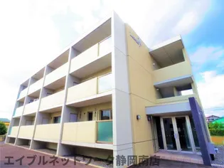 レセーナ【3階】の外観