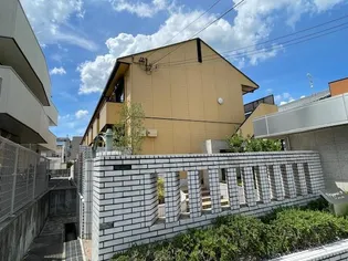 奈良県北葛城郡王寺町本町2丁目【アパート】の外観