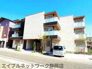静岡県静岡市葵区長沼南【マンション】の外観