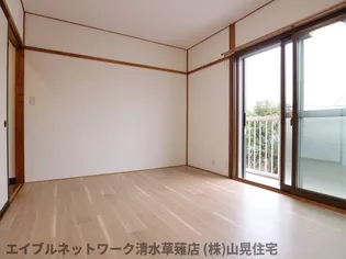 三花園ハイツ【B号室】の内装