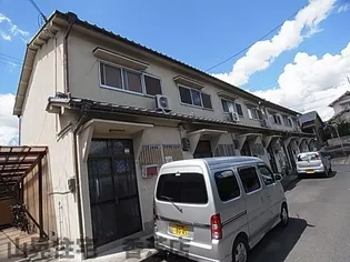 奈良県香芝市下田西2丁目【テラスハウス】の外観