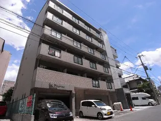 奈良県香芝市瓦口【マンション】の外観