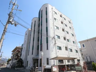 エクセレント天理【5階】の外観